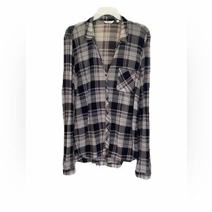 Reitmans Purple, Black and White Plaid Lightweight Button-Up Blouse